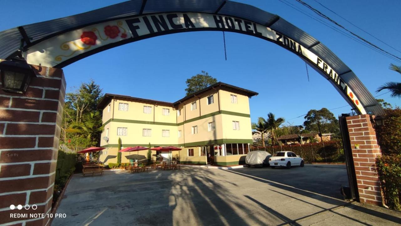 Finca Hotel Zona Franca Rionegro Esterno foto